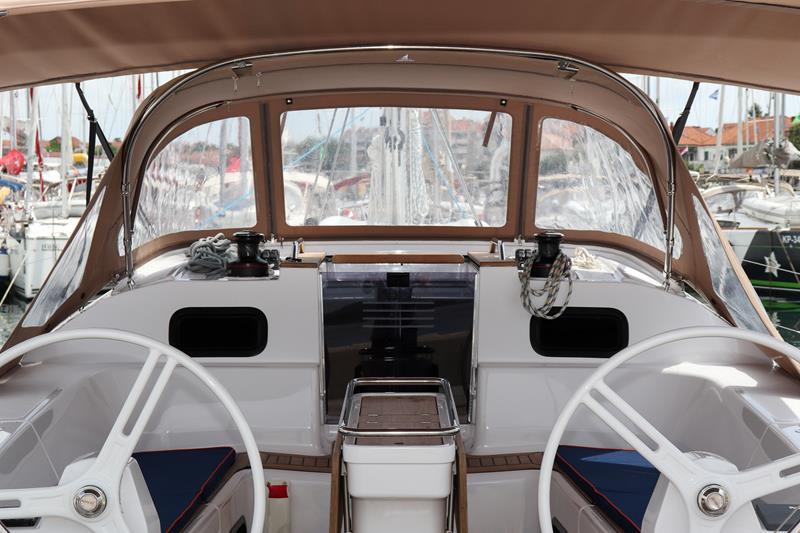Book yachts online - sailboat - Elan 45 Impression - Indiana - rent