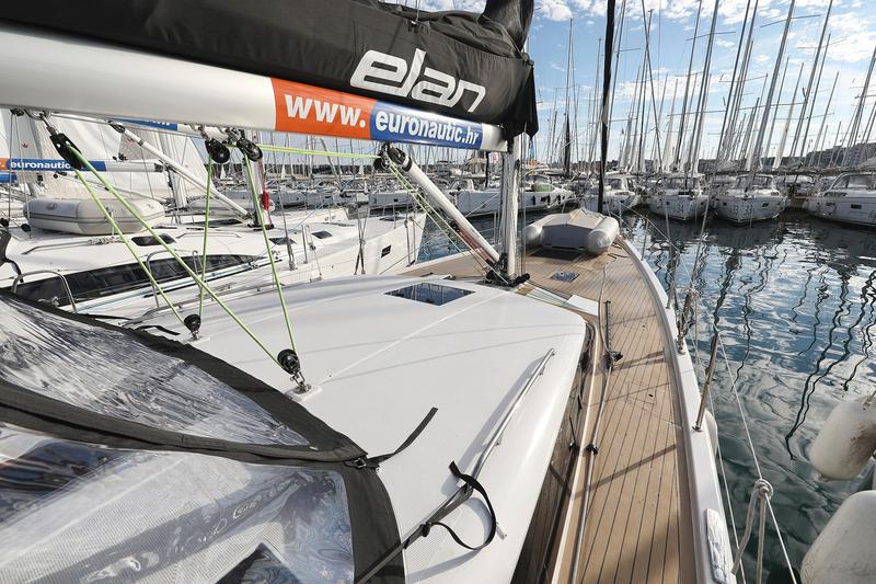 Book yachts online - sailboat - Elan GT 6 Porsche Design 50 feet with AC and Generator - Revolution - rent