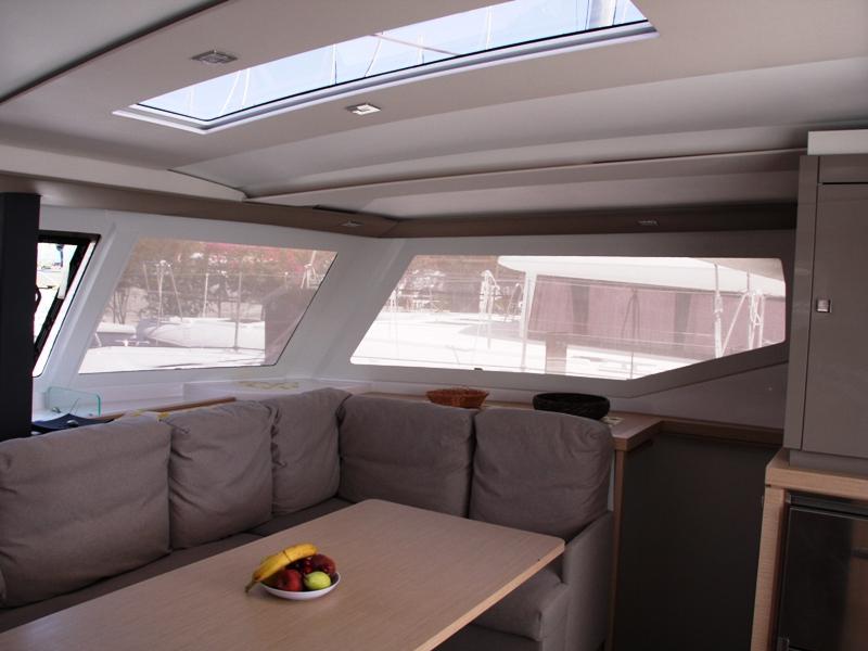 Book yachts online - catamaran - Lucia 40 - Sky Maria - rent