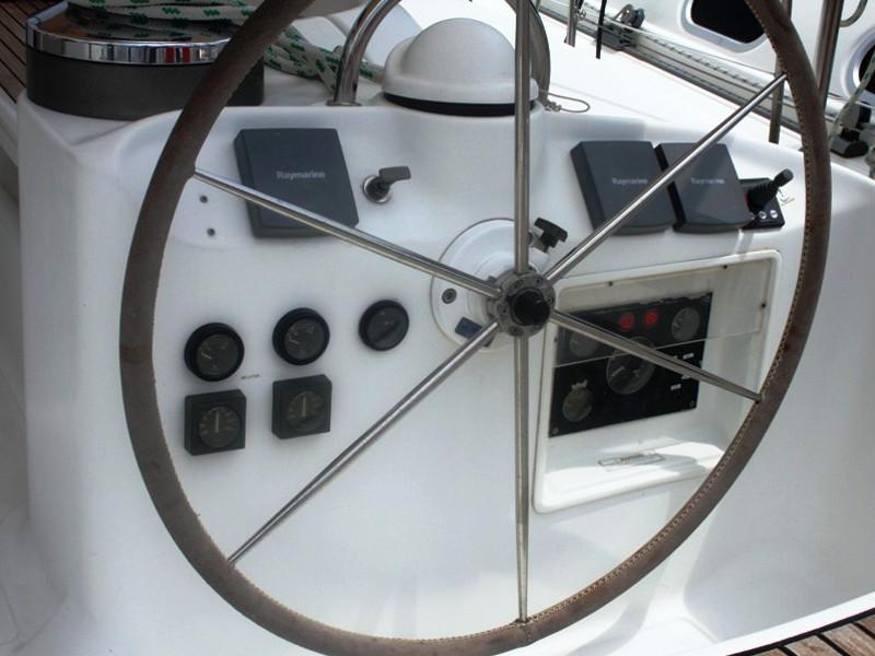 Book yachts online - sailboat - Beneteau 50 - Viktoria II - rent