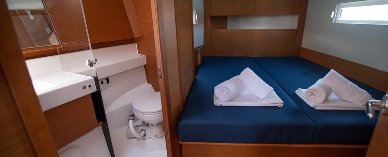 Book yachts online - sailboat - Sun Odyssey 410 - AVRA - rent