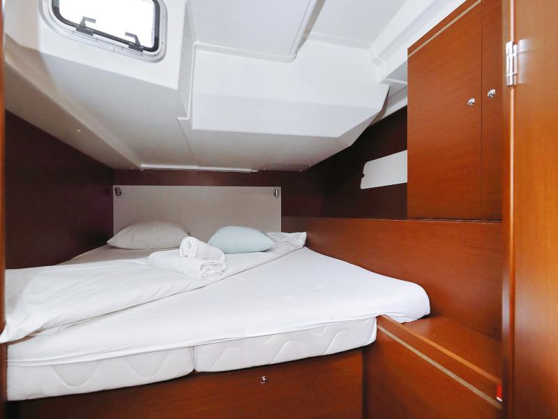 Book yachts online - sailboat - Oceanis 51.1 - GREY GOOSE  - rent