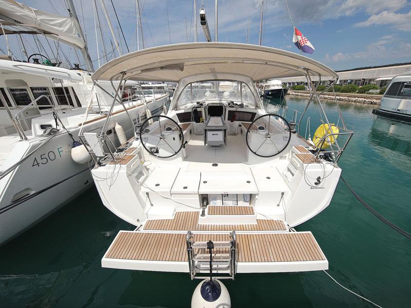 Book yachts online - sailboat - Oceanis 48 - San Clemente  - rent
