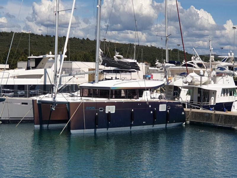 Book yachts online - catamaran - Lagoon 450 - OASIS - rent