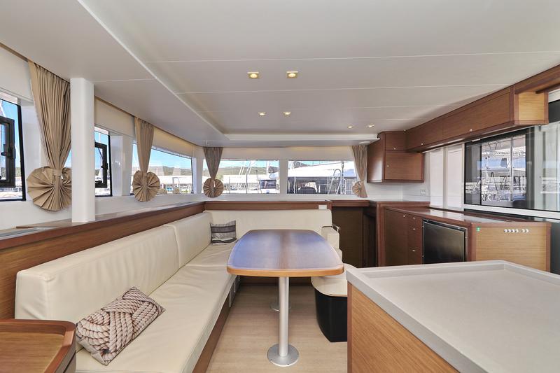 Book yachts online - catamaran - Lagoon 450 F - MUST HAVE - rent
