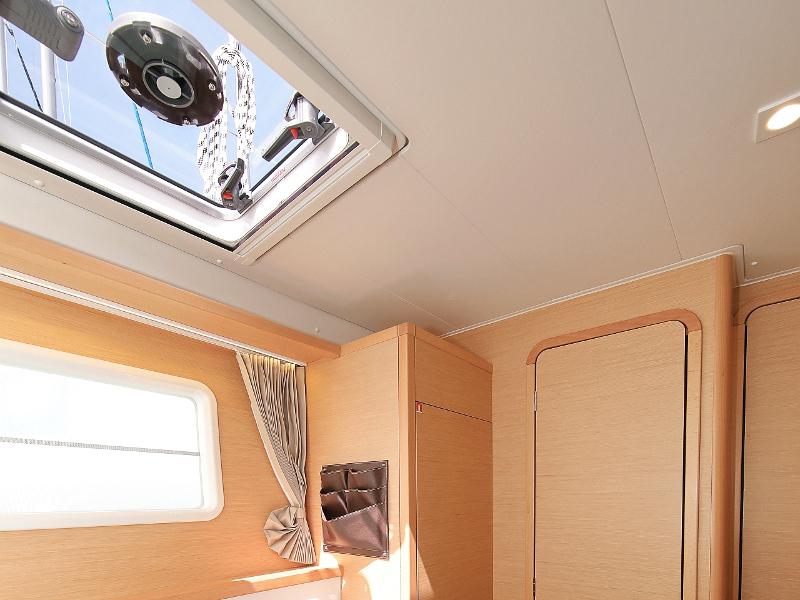 Book yachts online - catamaran - Lagoon 400 S2 LTD EDITION - SCIROCCO - rent