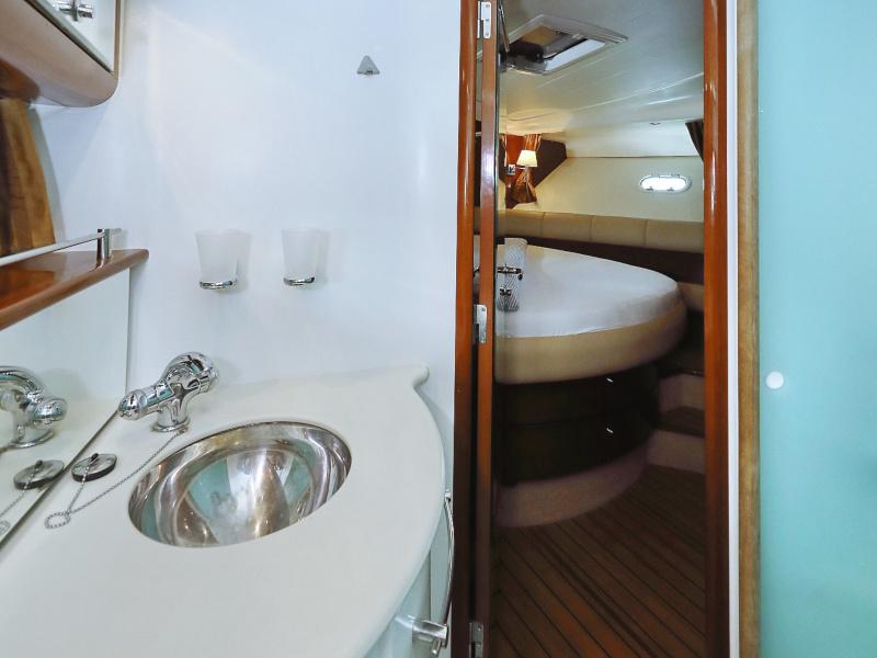 Book yachts online - motorboat - Prestige 46 Fly - ANIMA MARIS - rent