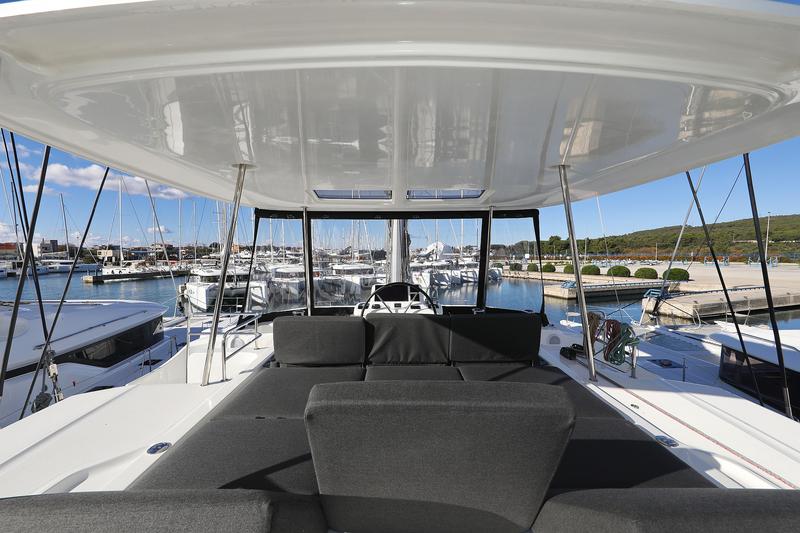 Book yachts online - catamaran - Lagoon 50 - CELESTE DEL MAR - rent