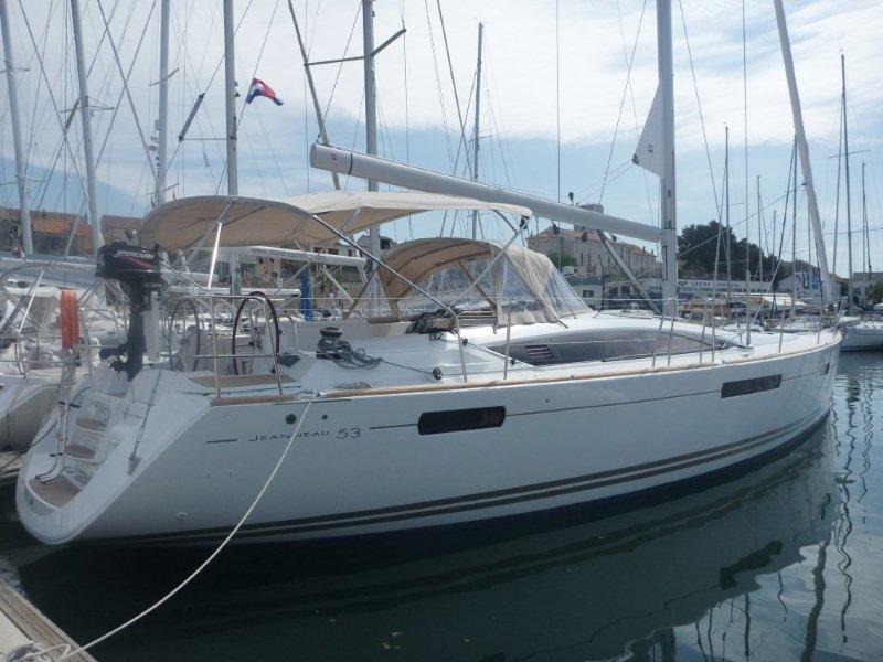 Book yachts online - sailboat - Jeanneau 53 - Triton - rent