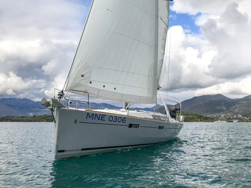 Book yachts online - sailboat - Oceanis 45 (4 cabs) - Foxtrot - rent