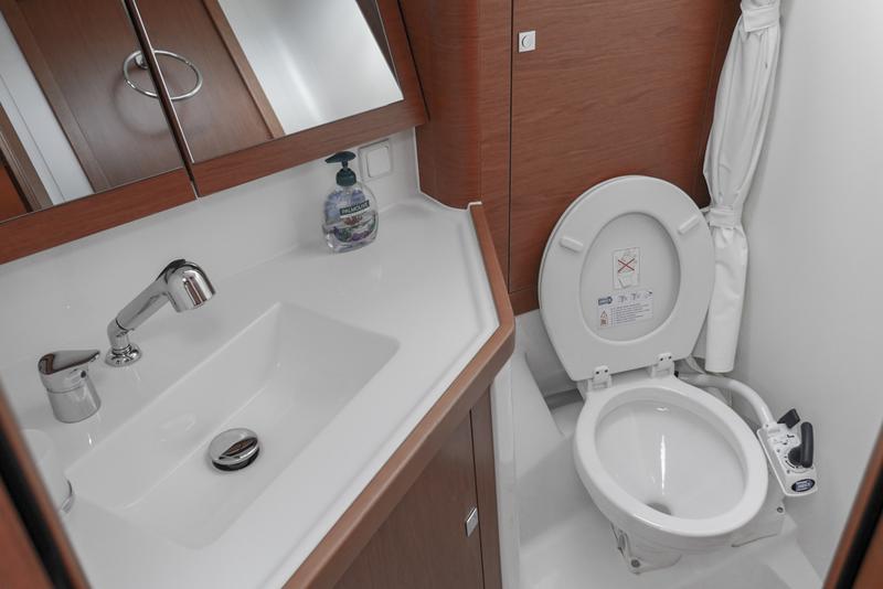 Book yachts online - sailboat - Oceanis 45 (4 cabs) - Flamenco - rent