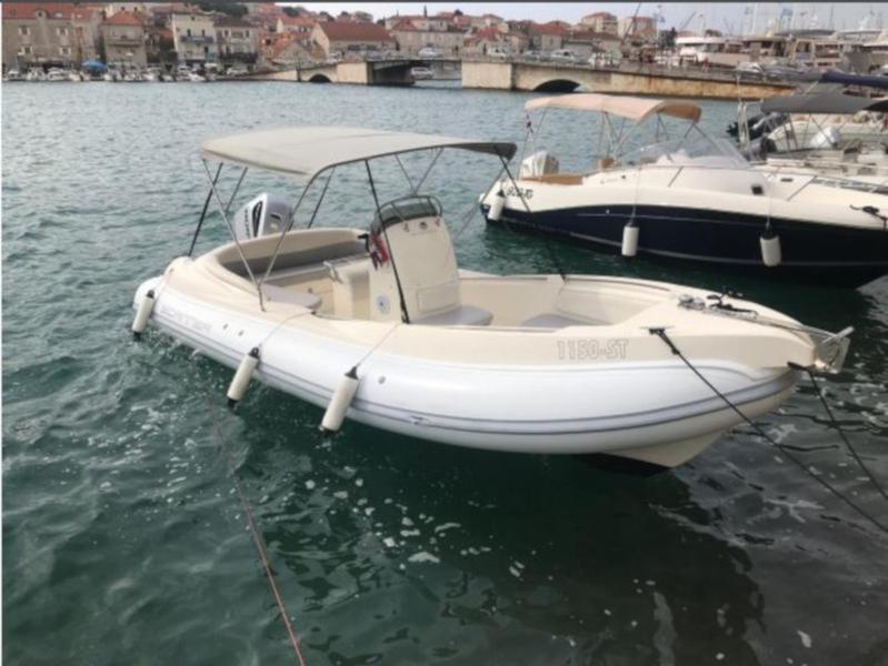 Book yachts online - motorboat - Scanner 710 - Envy Tender - rent