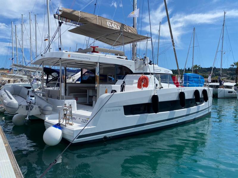 Book yachts online - catamaran - Bali Catspace - Discovery - rent