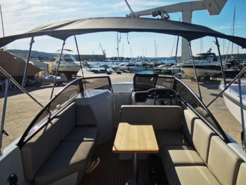 Book yachts online - motorboat - Rand Supreme 27 - PERLA - rent