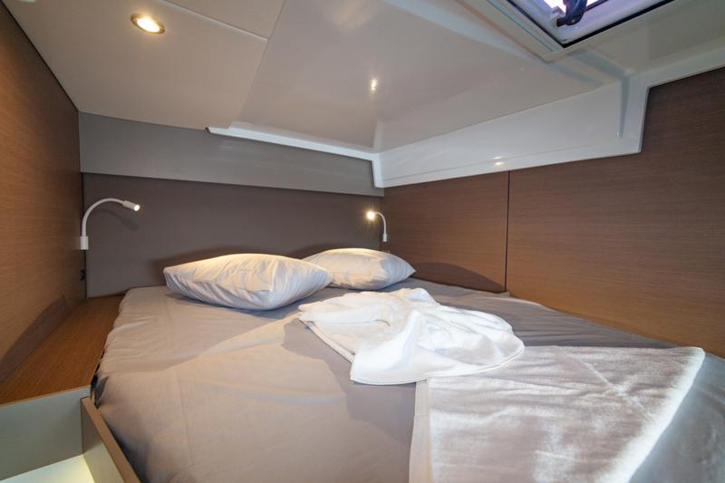Book yachts online - catamaran - Bali Catspace - Sail Spica - rent