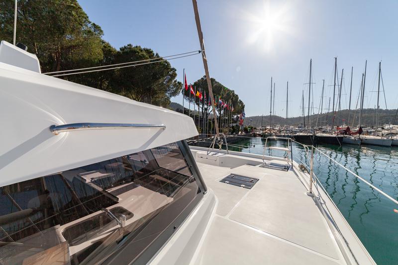 Book yachts online - catamaran - Bali Catspace - Sail Spica - rent