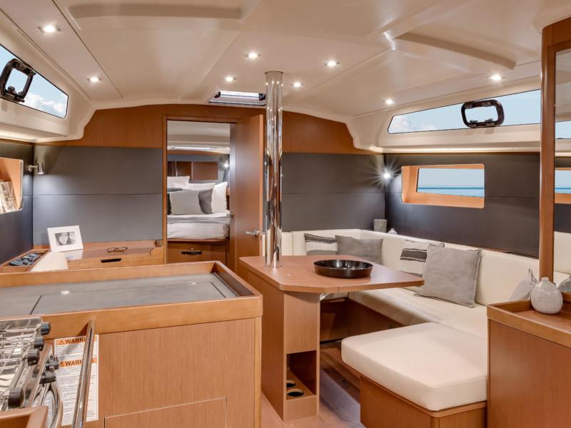 Book yachts online - sailboat - Oceanis 41.1 - Sail Rigel - rent