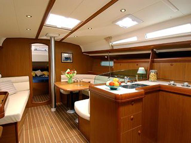 Book yachts online - sailboat - Sun Odyssey 42 i - EC- 42I-08-G - rent