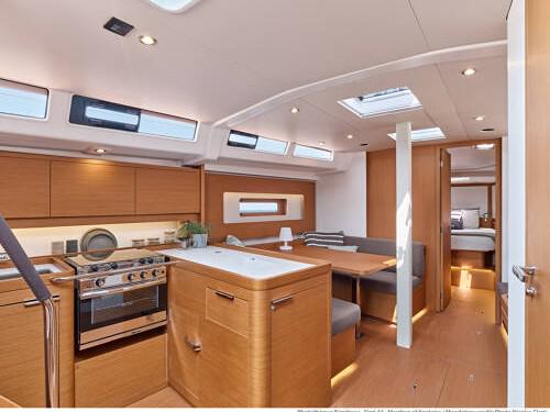 Book yachts online - sailboat - First 44 - CHECKMATE - rent