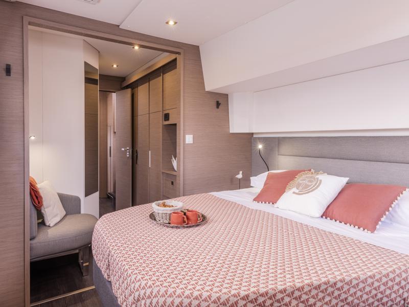 Book yachts online - catamaran - Aura 51 - COSMOS - rent