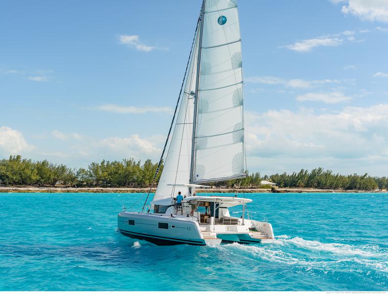 Book yachts online - catamaran - Lagoon 42 - GIOIA - rent