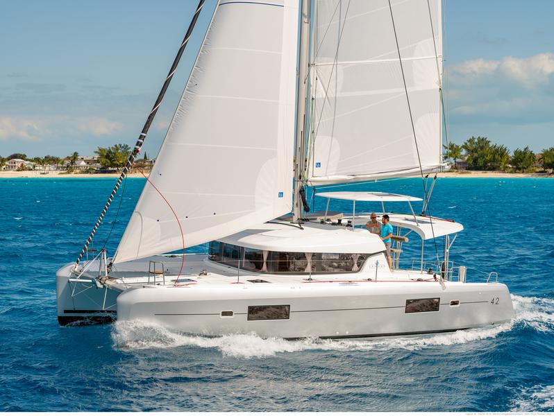 Book yachts online - catamaran - Lagoon 42 - GIOIA - rent