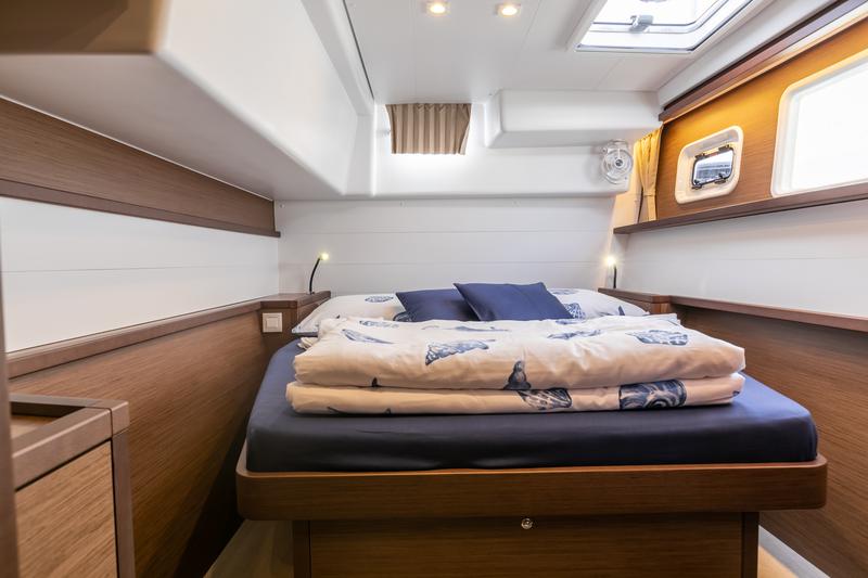 Book yachts online - catamaran - Lagoon 450 F - WIDE DREAM - rent