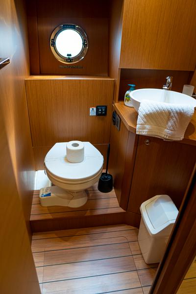 Book yachts online - motorboat - Swift Trawler 41 - JUDITA - rent