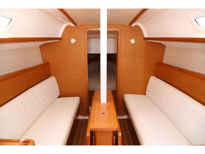 Book yachts online - sailboat - Sun Odyssey 33i - Galateia - rent