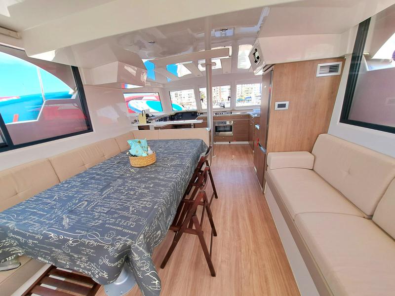 Book yachts online - catamaran - BALI CATSPACE - LA BOHEME Num. Registro 1046/2020 - rent