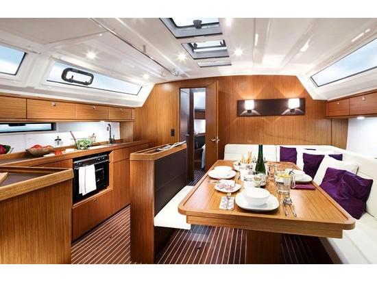 Book yachts online - sailboat - Bavaria Cruiser 46 - Bav46 2014Han - rent