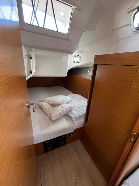 Book yachts online - sailboat - Sun Odyssey 410 - POLARIS  - rent