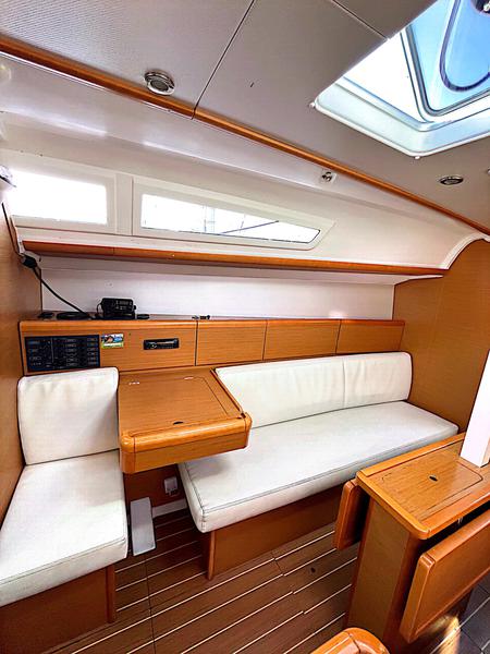 Book yachts online - sailboat - Sun Odyssey 33i - NENA - rent