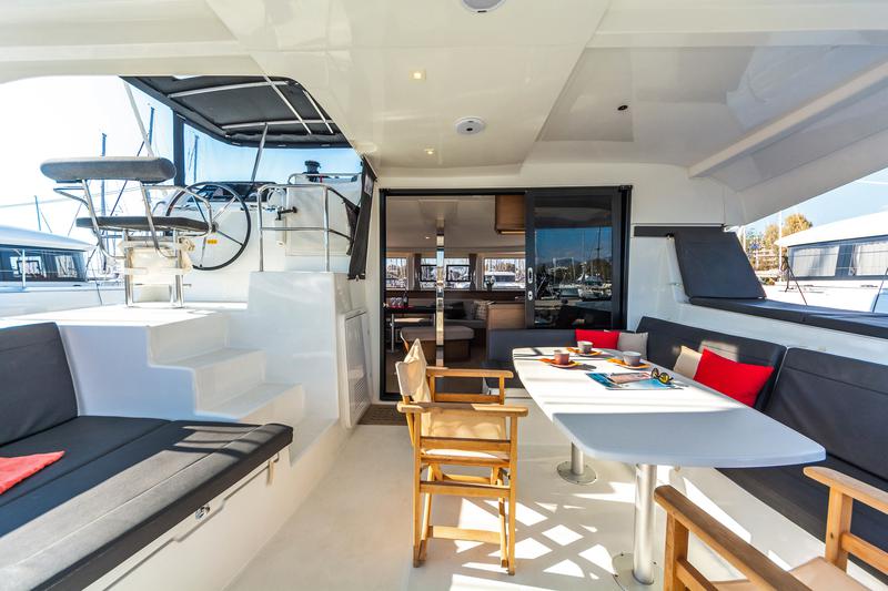 Book yachts online - catamaran - Lagoon 42 A/C &amp; GEN. - MELISSANTHI - rent
