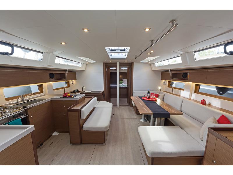Book yachts online - sailboat - Oceanis 51.1 (4+1 cab) A/C &amp; GEN - MAMAKITA - rent