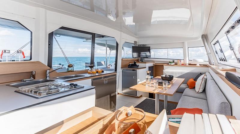 Book yachts online - catamaran - Excess 11 - GEVA MARE X - rent