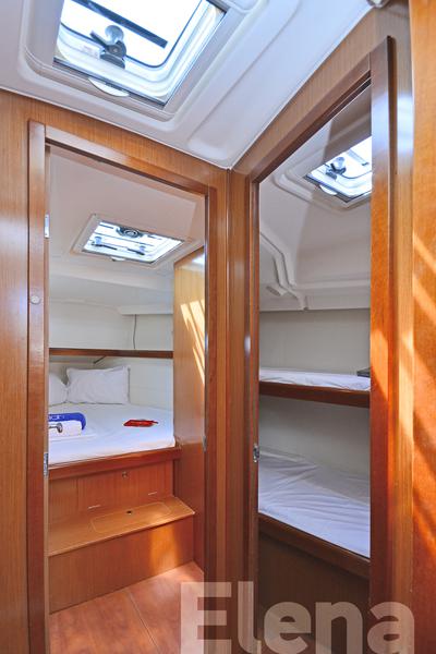 Book yachts online - sailboat - Oceanis 43 - Elena - rent