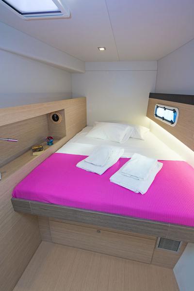 Book yachts online - catamaran - Bali 4.3 A/C &amp; GEN - ANNITA - rent