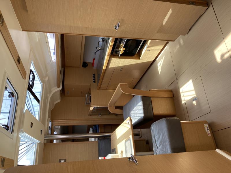 Book yachts online - sailboat - Dufour 430 Grand Large - Hermione - rent