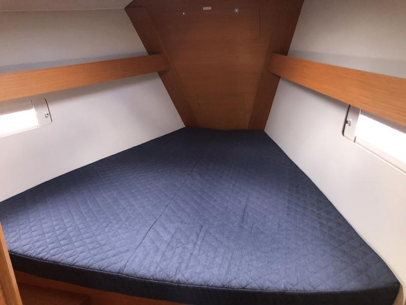 Book yachts online - sailboat - Dufour 412 Grand large - Pamoja - rent