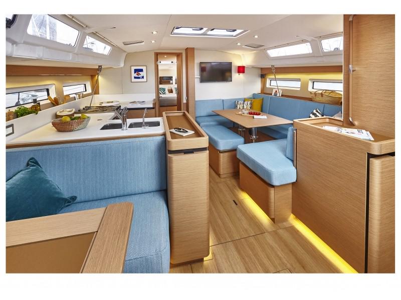 Book yachts online - sailboat - Sun Odyssey 490 "LUXE" - Mystic Kiss - rent