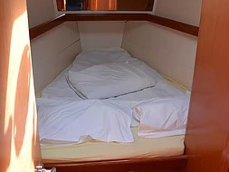 Book yachts online - sailboat - Oceanis 43 BS - Blue Star II - rent