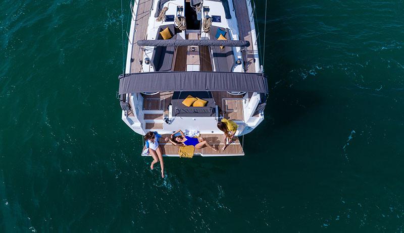 Book yachts online - sailboat - Dufour 470 (4+1) - Lewissa - rent