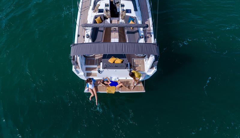 Book yachts online - sailboat - Dufour 470 (4+1) - AQUA AZZURO - rent