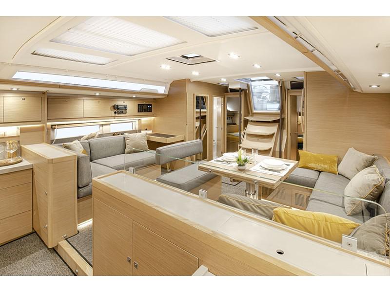 Book yachts online - sailboat - Dufour 530 - Hermes - rent