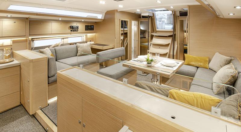 Book yachts online - sailboat - Dufour 530 - Hermes - rent
