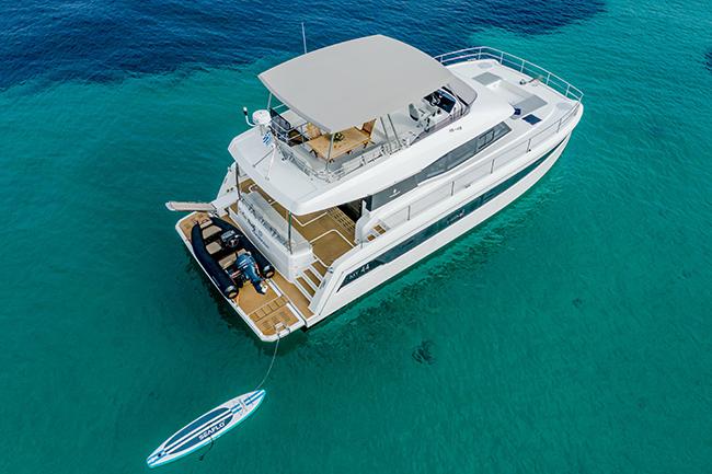 Book yachts online - powercatamaran - Fountaine Pajot MY 44 - Endless Beauty - Deluxe - rent