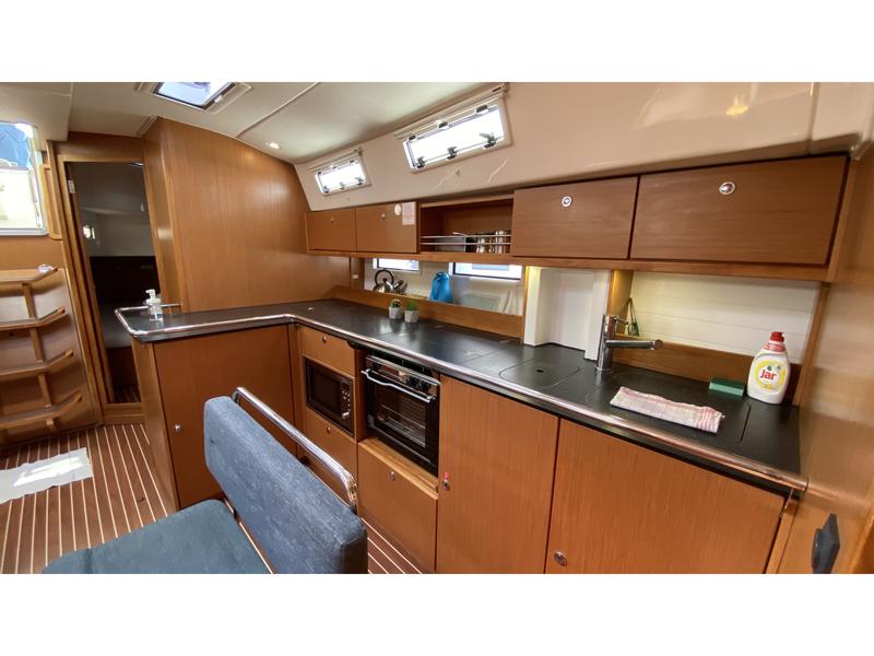 Book yachts online - sailboat - Bavaria Cruiser 45 - Škanj - rent
