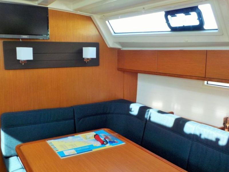 Book yachts online - sailboat - Bavaria Cruiser 46 - Dia - rent