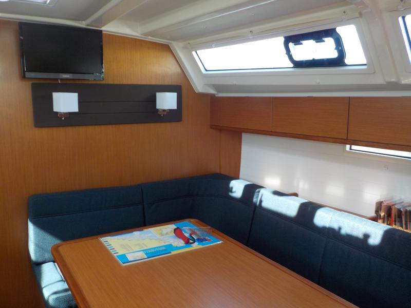 Book yachts online - sailboat - Bavaria Cruiser 46 - Albedo - rent